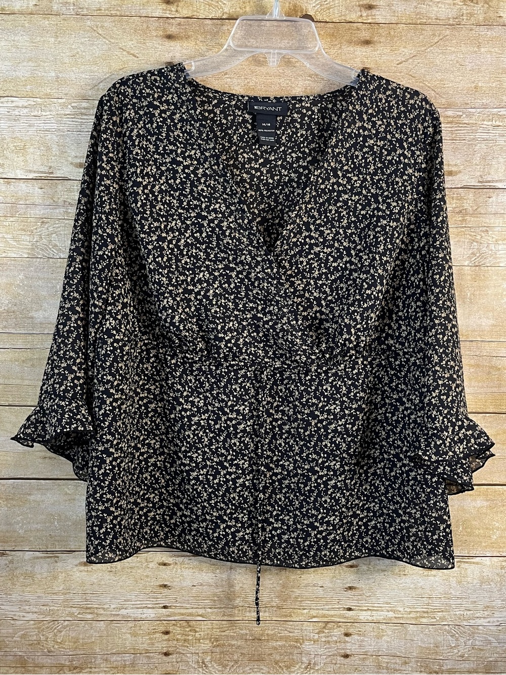 Lane Bryant Black Cream Floral V-Neck Blouse Tie Empire Waist Size 14/16 EUC